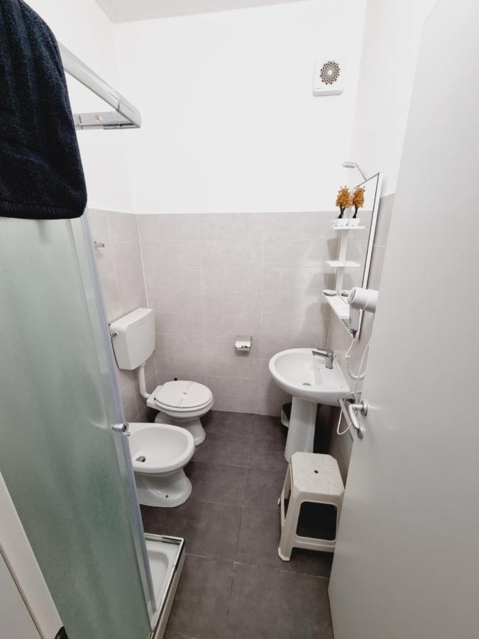 B&B Italo House Опера Екстер'єр фото