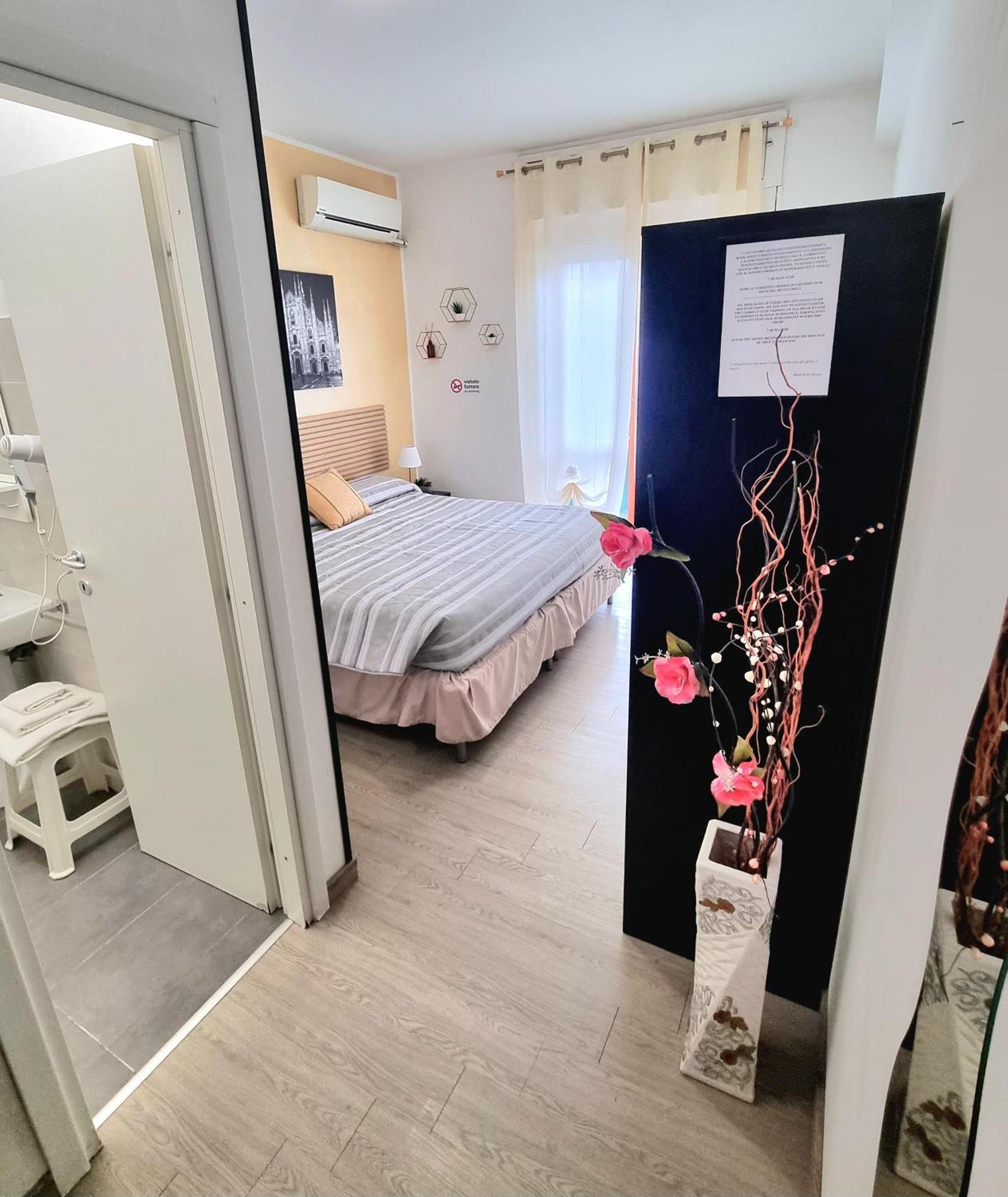 B&B Italo House Опера Екстер'єр фото