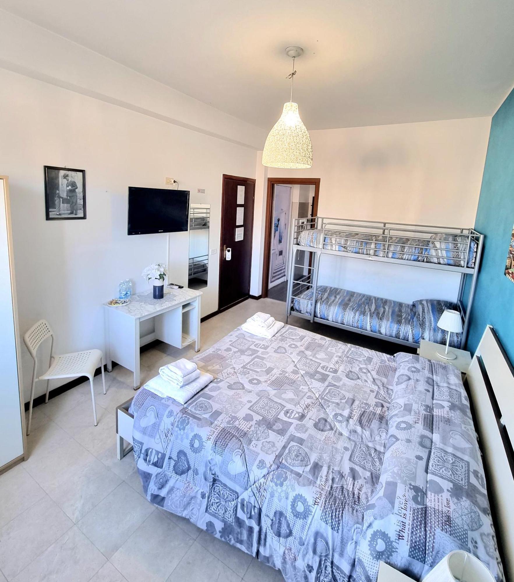 B&B Italo House Опера Номер фото